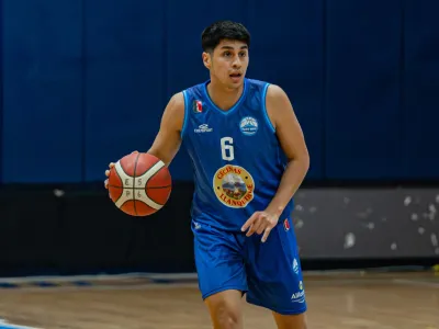 Puerto Varas Basket se reencuentra con la victoria en el clásico de la provincia