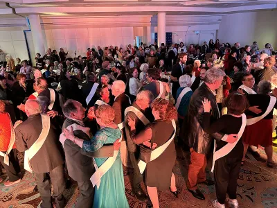 Puerto Varas culminó el mes de las personas mayores con Gala Años Dorados