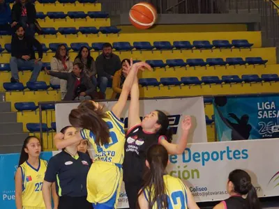 Puerto Varas Femenino venció a Comunal Llanquihue en las tres series