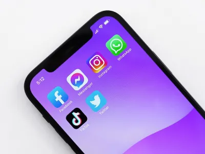¿Qué tan riesgoso puede ser tener las cuentas de redes sociales configuradas en modo público?