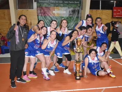 Rama Femenina de Puerto Varas ganó campeonato de Básquetbol UACH sede Puerto Montt 