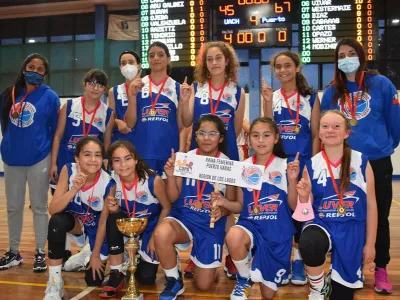 Rama Femenina de Puerto Varas obtuvo 2 títulos en Valdivia