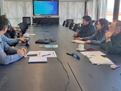 Región de Los Lagos: Comisión de Vivienda y SERVIU analizan inversión de 5 mil millones de pesos para Plan Habitacional de Emergencia