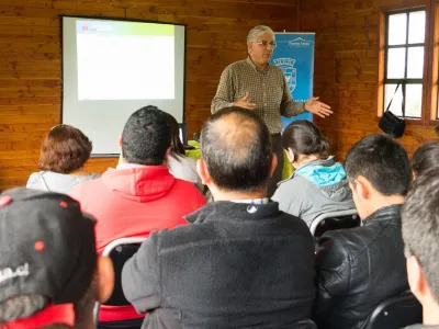 Representantes de organizaciones sociales de Nueva Braunau se capacitaron para postular al Fondo 6% del Gobierno Regional