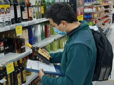 SAG llama a adquirir alcoholes en locales establecidos durante Fiestas Patrias