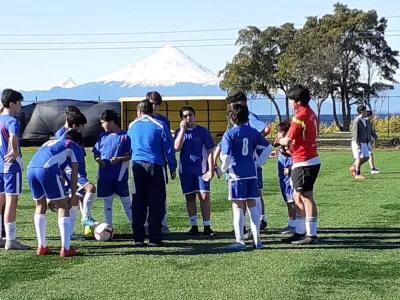Selecciones de Puerto Varas en segundo lugar del Regional de Fútbol Amateur