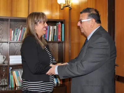 Senador Quinteros saludó a Gobernadora Leticia Oyarce