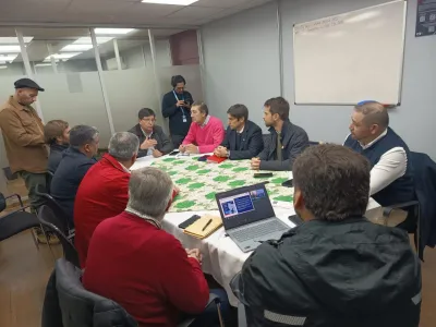 Servicio Llanquihue - La Paloma: EFE y autoridades de la región de Los Lagos concordaron avanzar en un trabajo destinado a fortalecer la operación ferroviaria y evaluar proyecciones del servicio