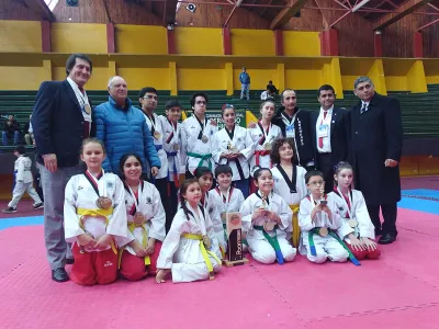 Taekwondo Puerto Varas In Nae obtuvo por segundo año consecutivo campeonato de Poomsae en Temuco
