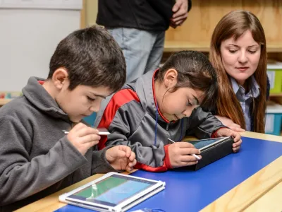 Tecnología en el aula: ¿Prohibir o impulsar?