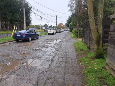Urge reparación de algunas vías urbanas en Puerto Varas