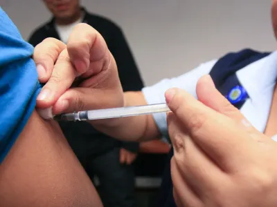 Vacunación contra la Influenza también se realiza en centros privados de Salud