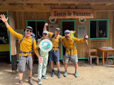 Visita de escaladores internacionales en Cochamó resalta la urgencia de conservar y asegurar el acceso a la montaña en reconocidas rutas de escalada